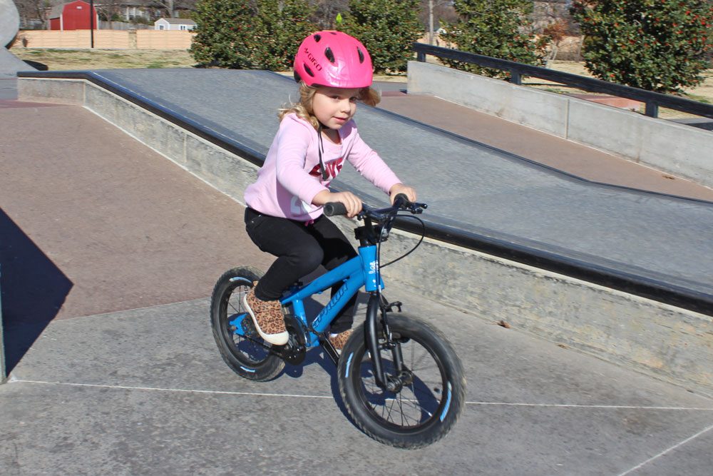 3 year old riding Spawn Yoji at the skatepark