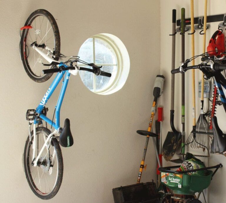delta leonardo bike storage in use
