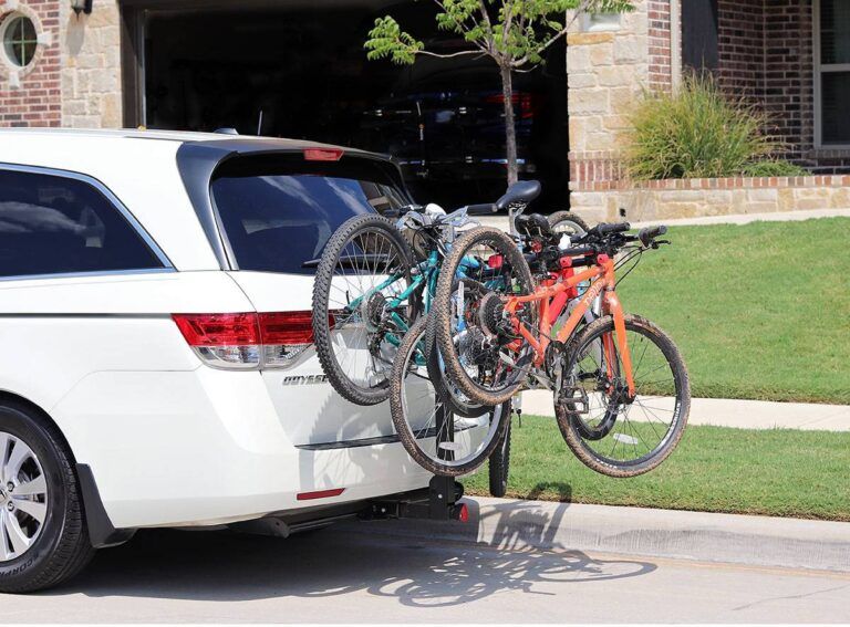 Allen hitch bike rack with 4 bikes hanging from it
