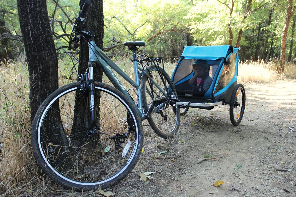 bike with the thule coaster xt