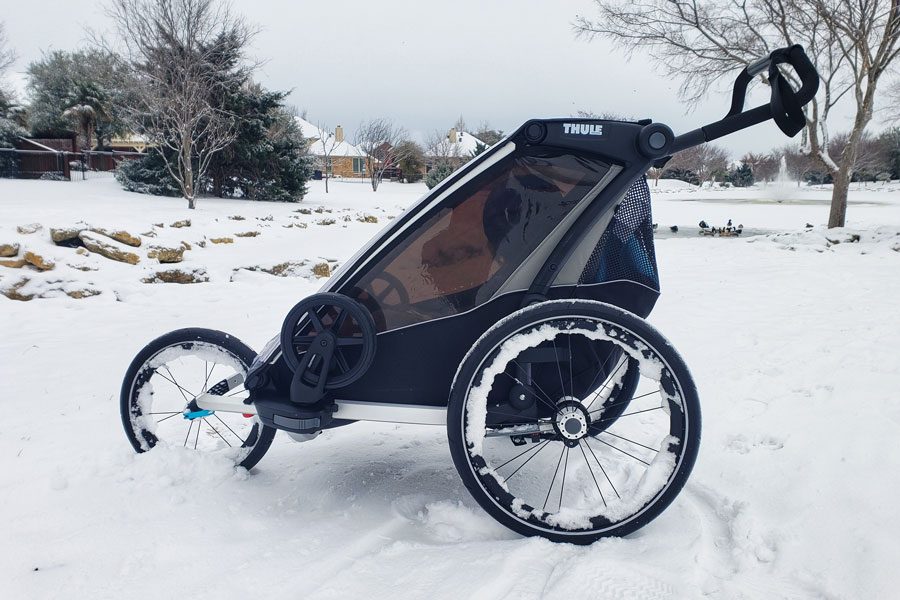 Lite in jogger mode, sitting in the snow