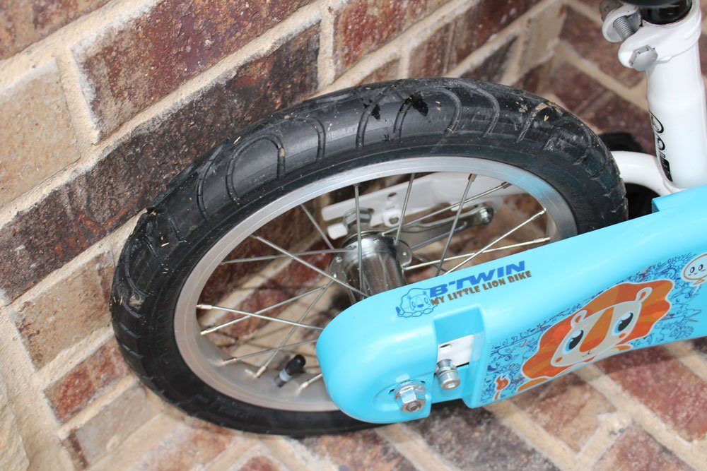 Rear wheel of Btwin 14