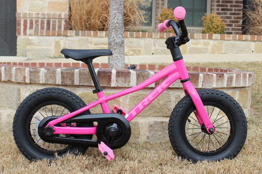 Side shot of Trek Precaliber 12 inch kids bike