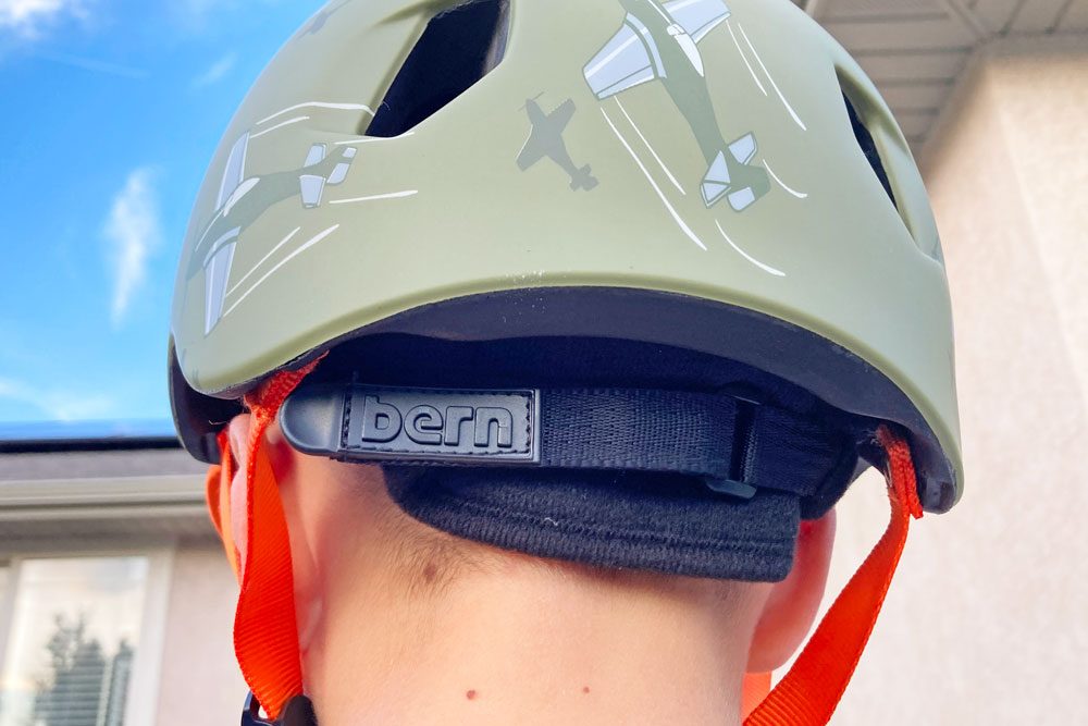 velcro adjustment on the Bern nino 1.0 kids helmet