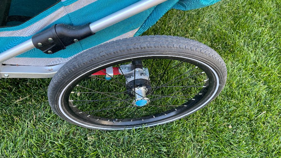 Tire tread of trailer