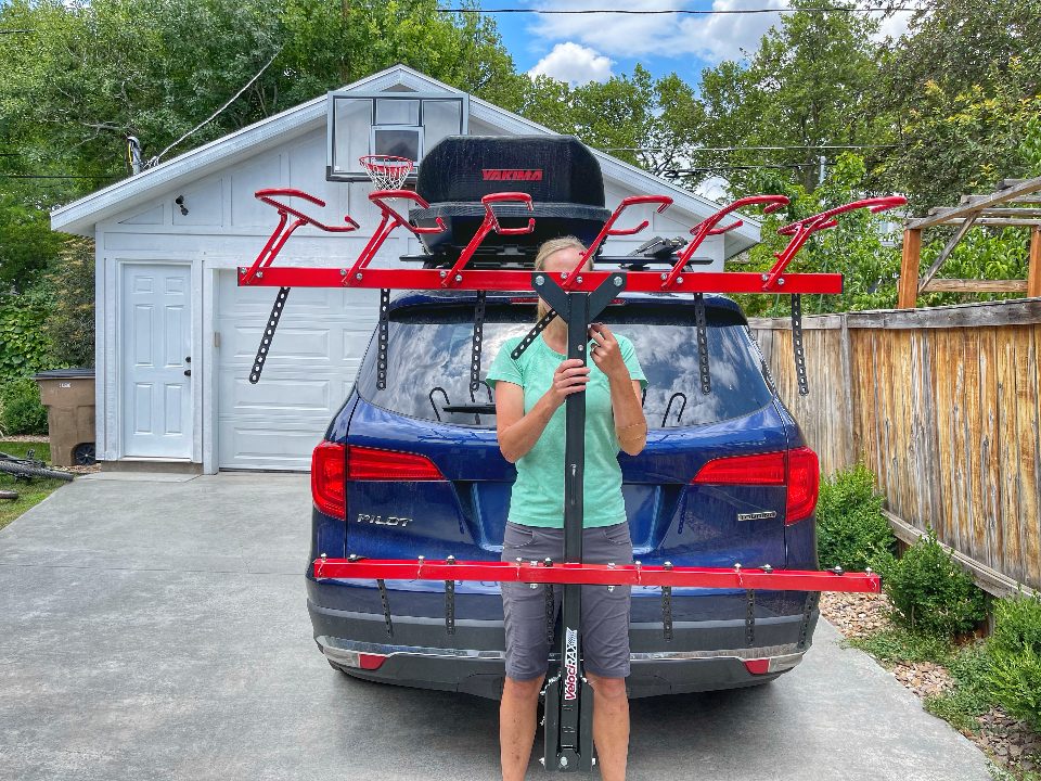 Pulling the hinge lever on the Velocirax from behind