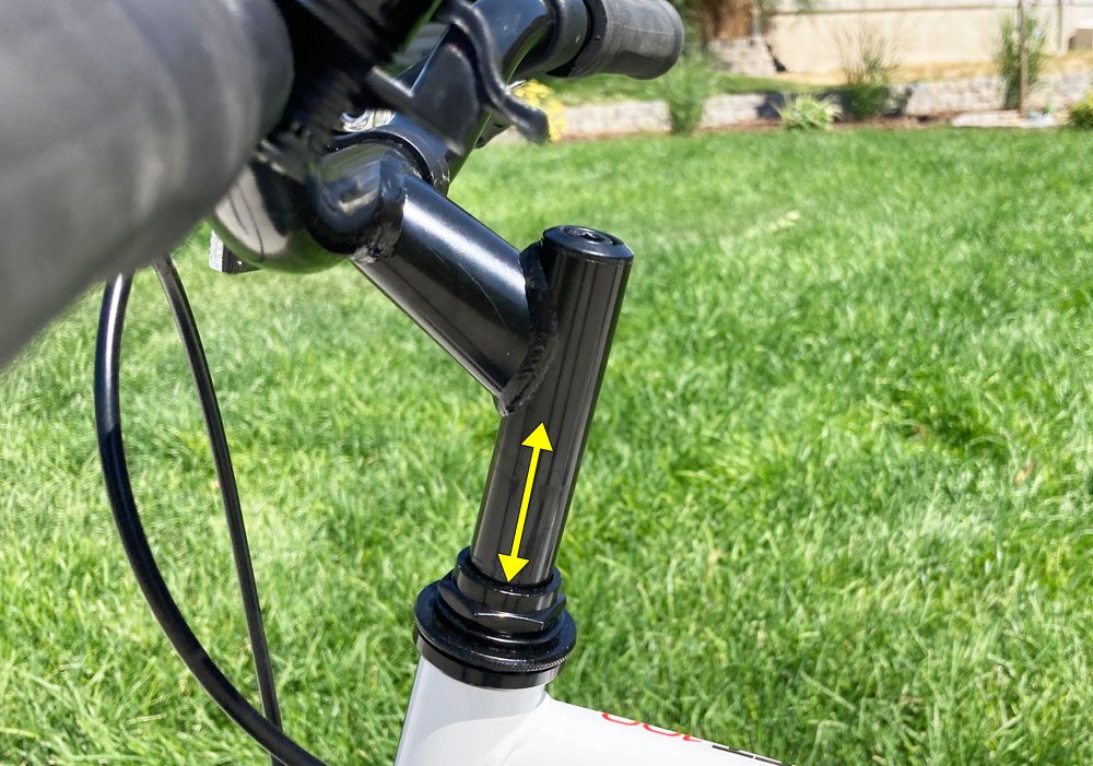 The height adjustable stem of the Decathlon Btwin 20 inch bike