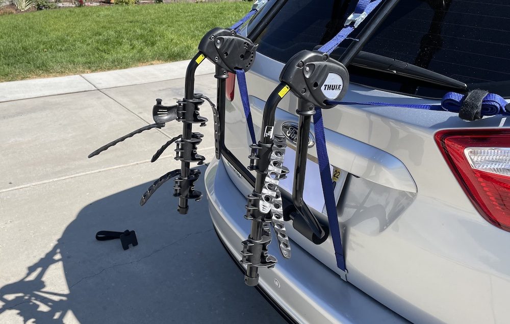 fold down support arms on the thule passage