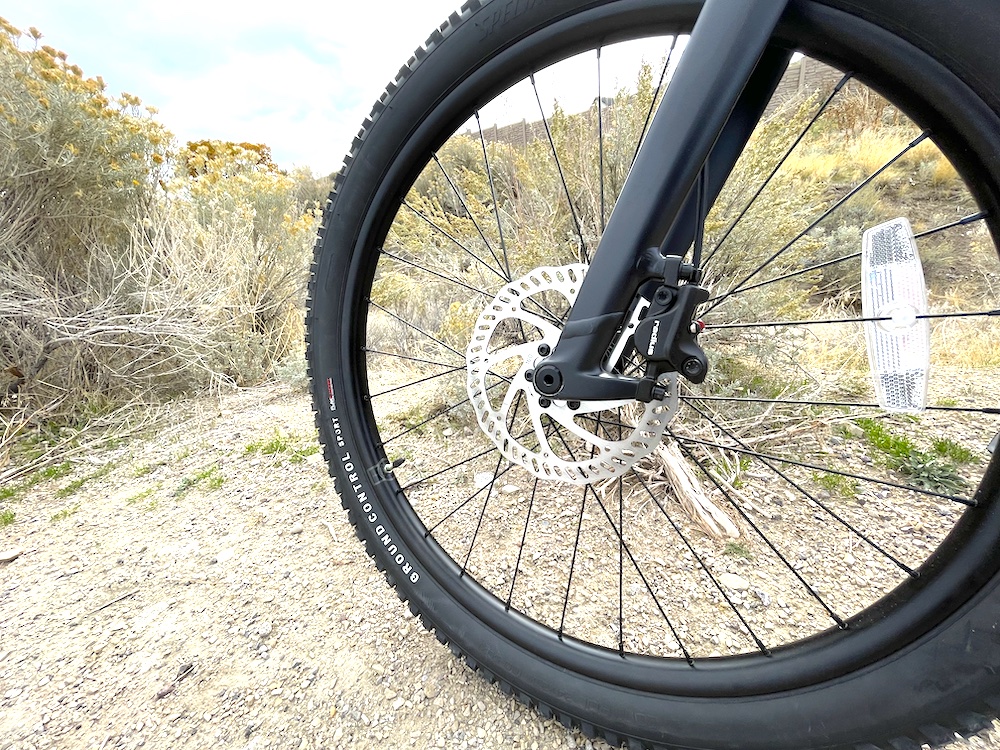 Hydraulic disc brakes on the Specialized Riprock
