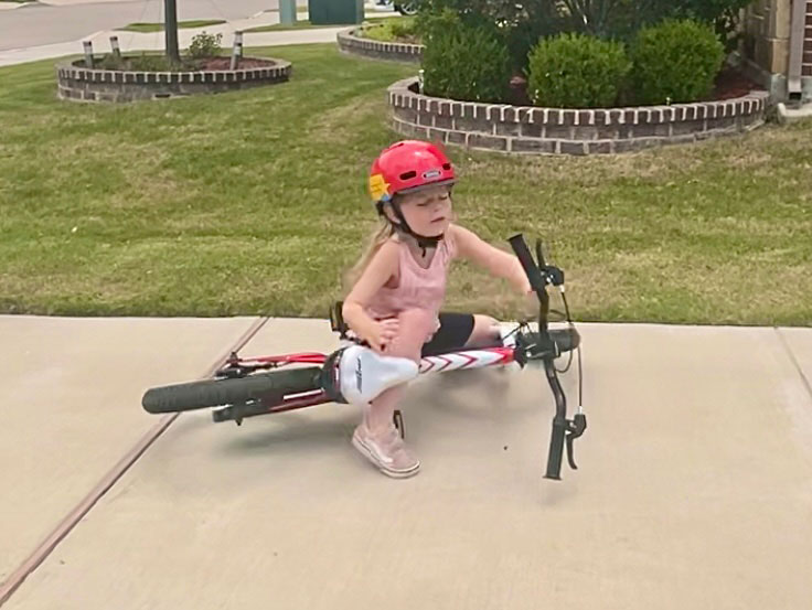 Child crashing on Royalbaby 16 inch bike