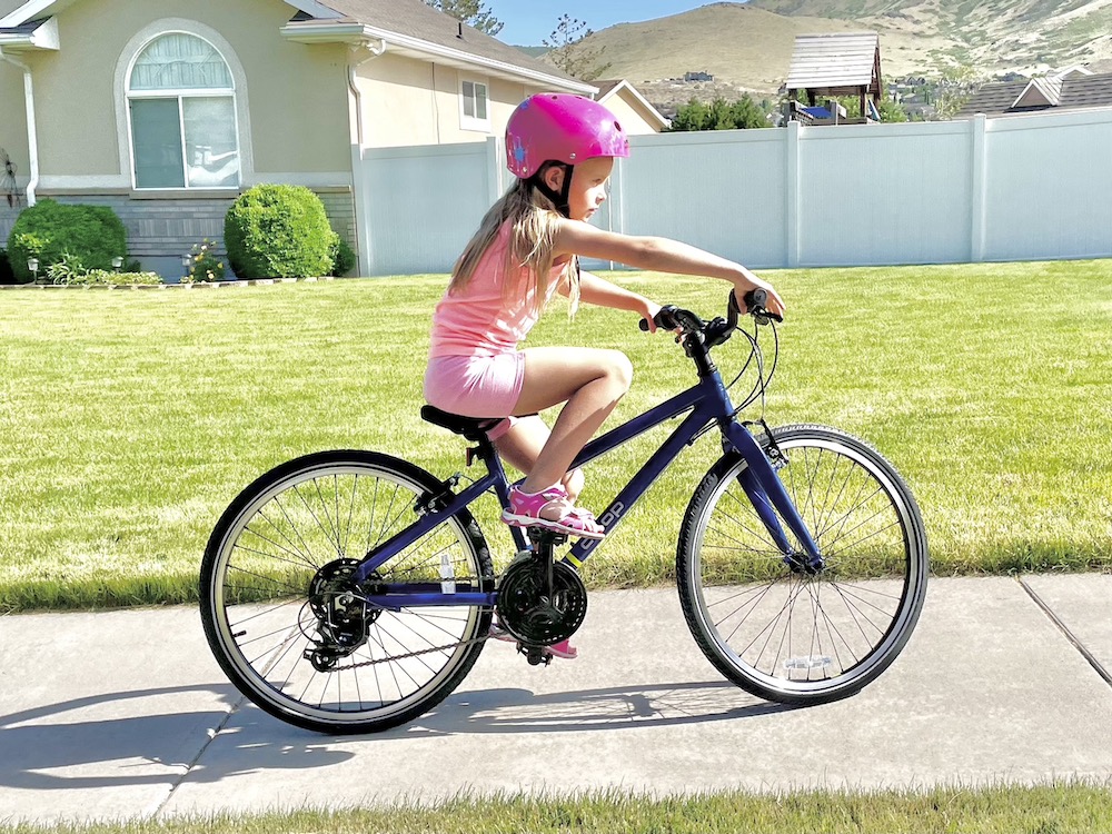rei kids 24 CTY bike