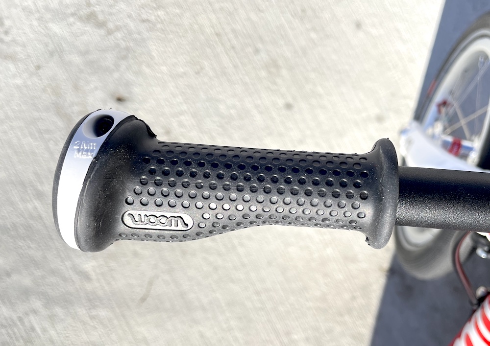 woom 1 balance bike's ergonomic grip