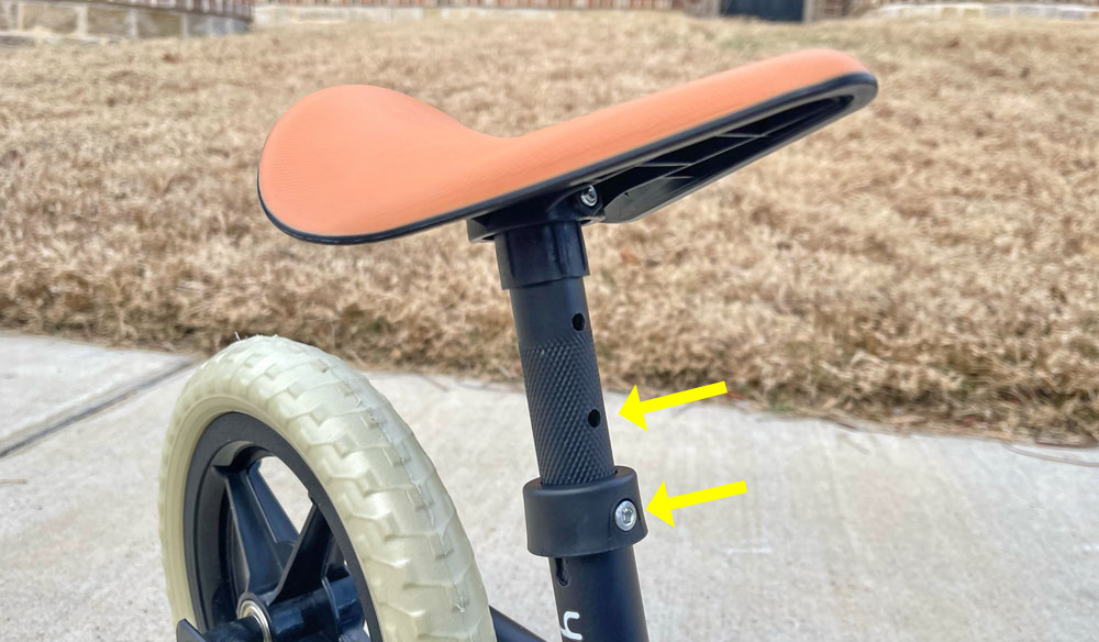 Chillafish Charlie seat post, showing holes for height adjustment