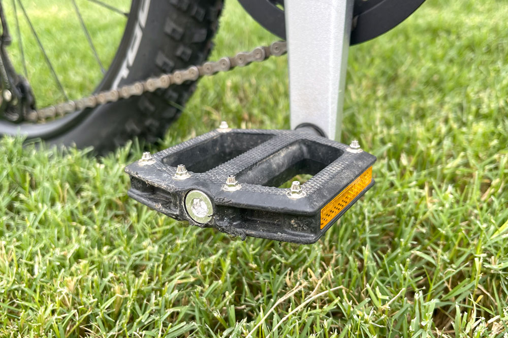 Studded pedal of woom OFF AIR bike