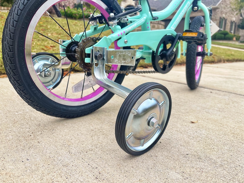 Wald training wheels on Guardian 14" kids bike.