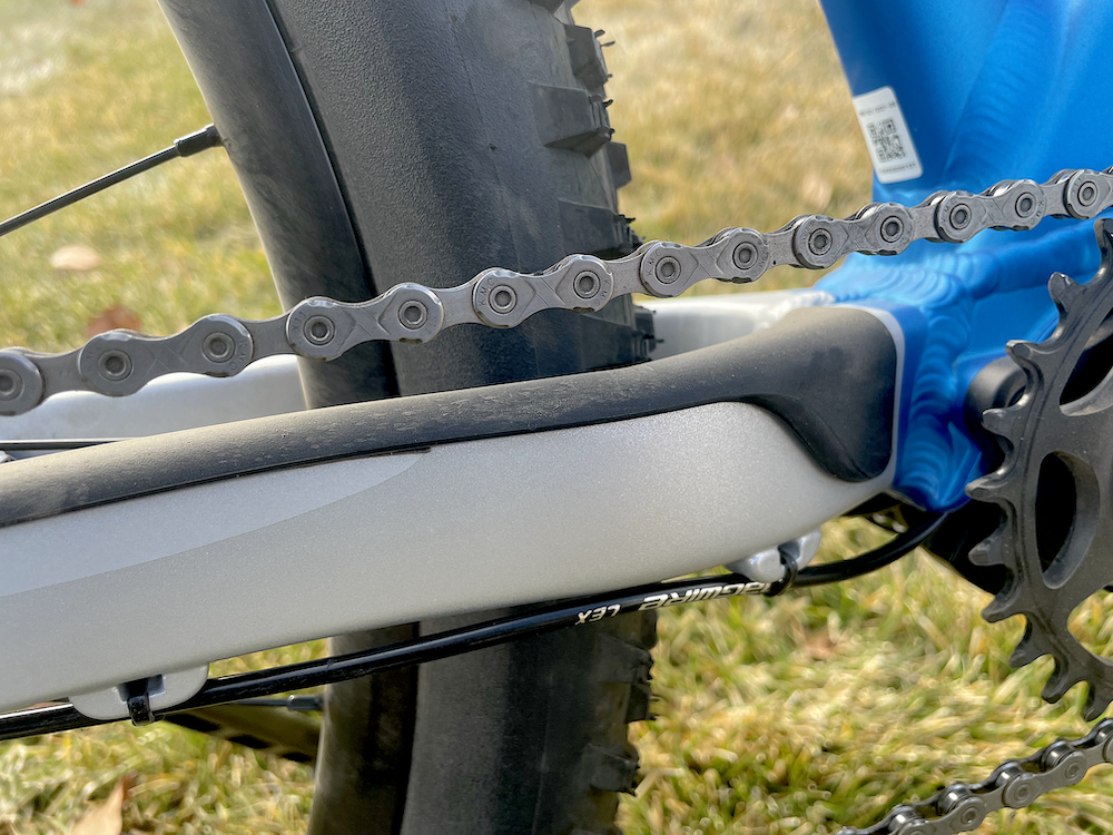 rubber chainstay protector on the woom UP