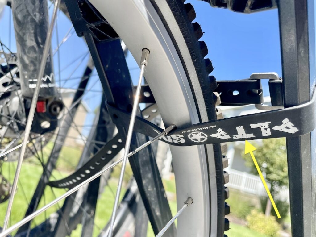 Wheel strap on a 16 inch bike while on the Kuat Piston Pro