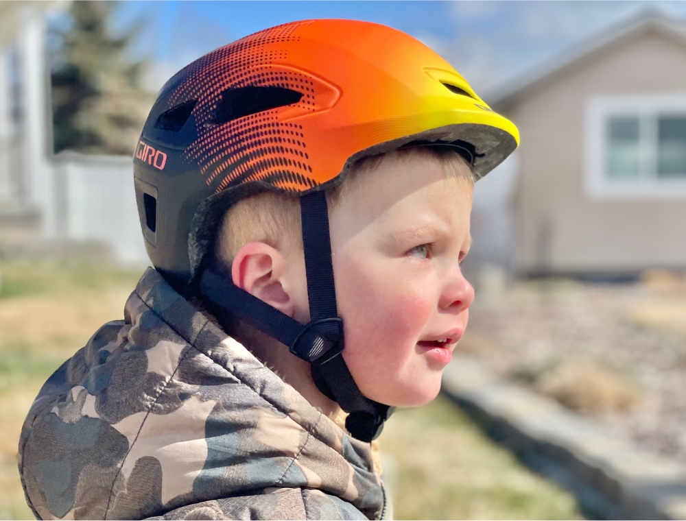 2.5 year old with taller head, showing too much forehead exposed on Giro Scamp II