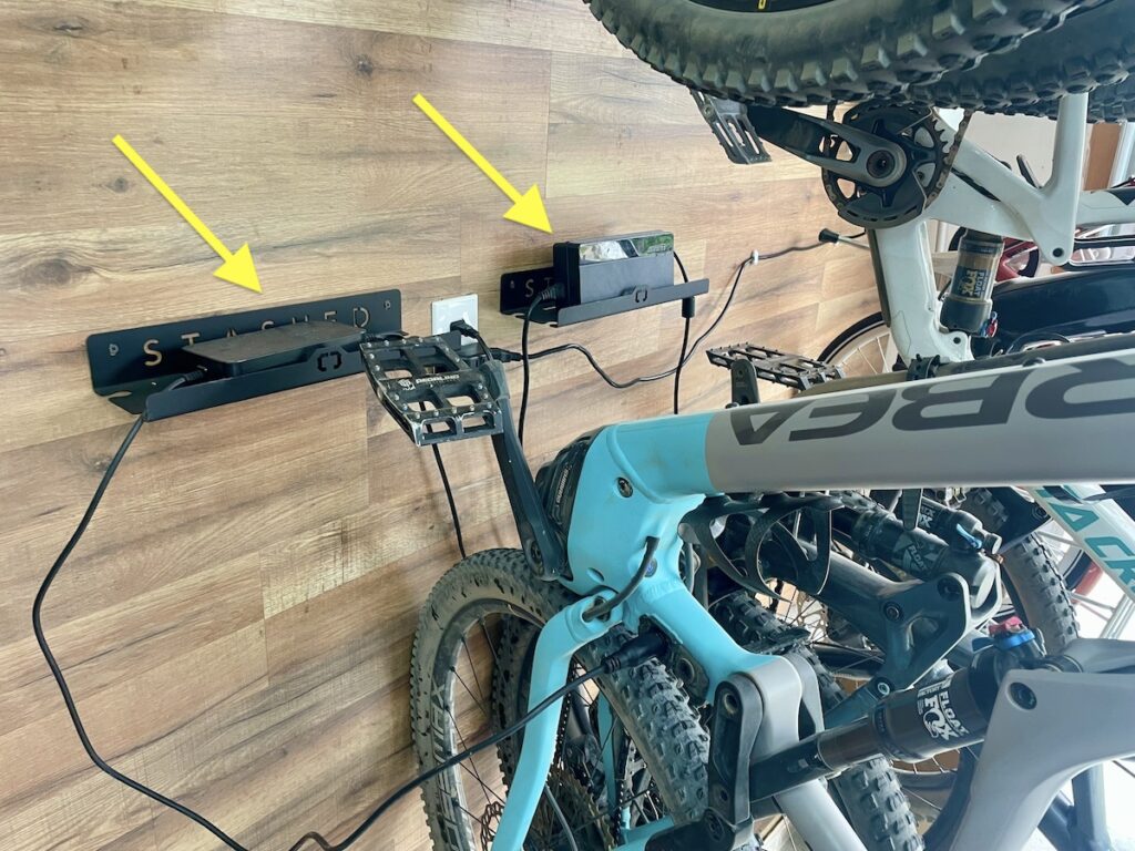 stashed products charging station mount