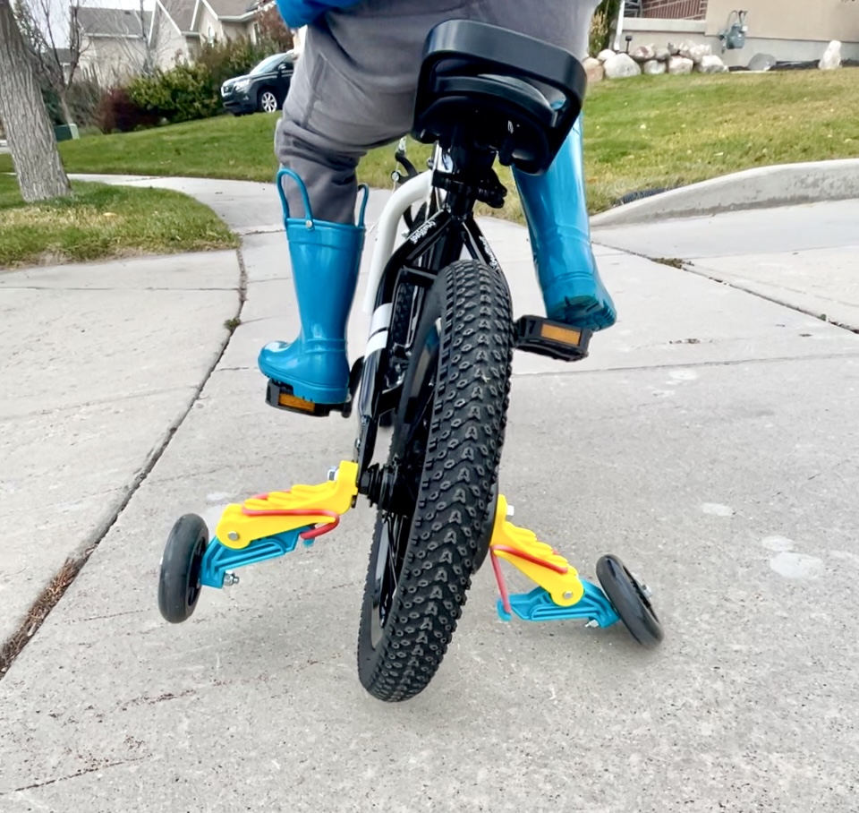 Flex Guiders training wheels in action
