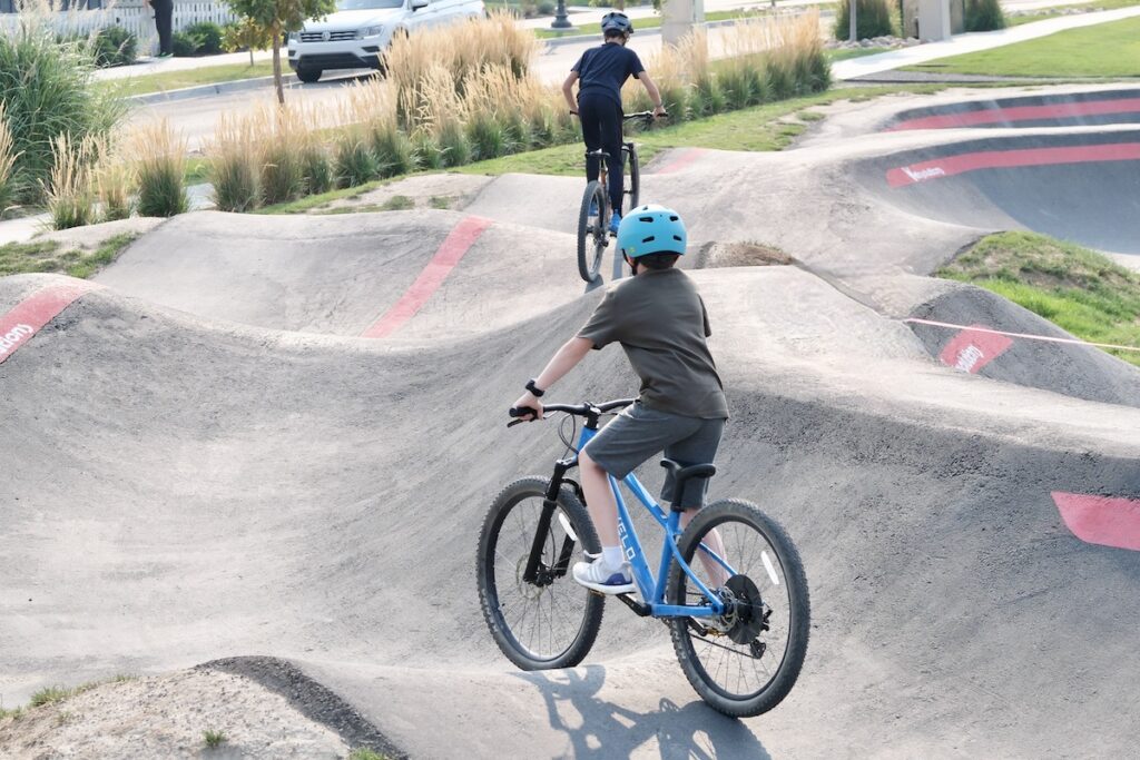 Prevelo Zulu five at a pump track