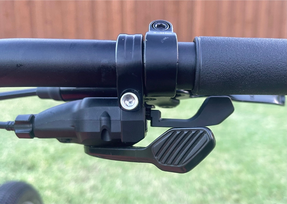 Microshift trigger shifters on woom EXPLORE