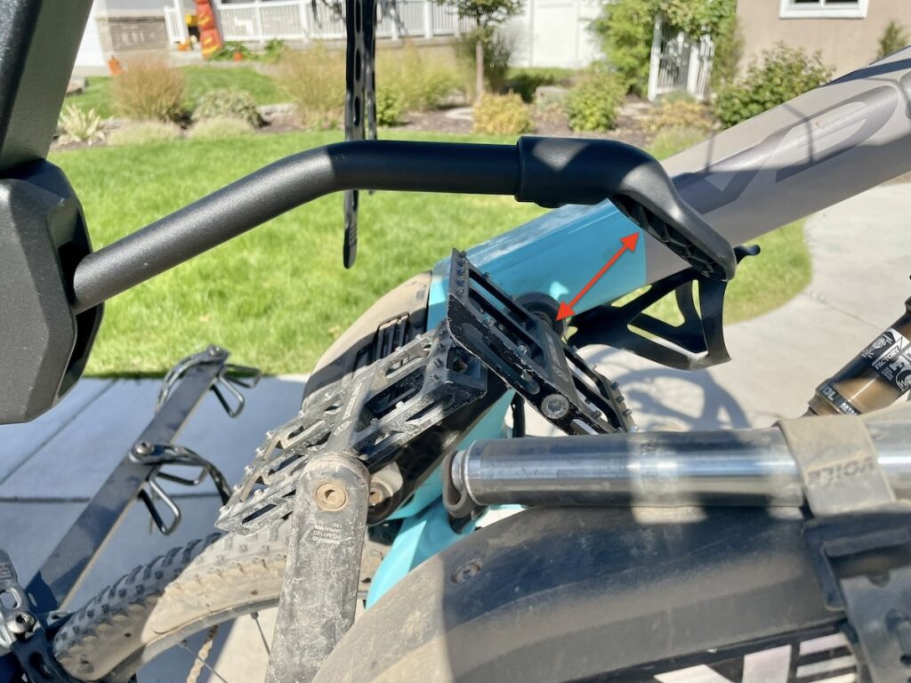 pedals blocking the release lever on the Thule ReVert