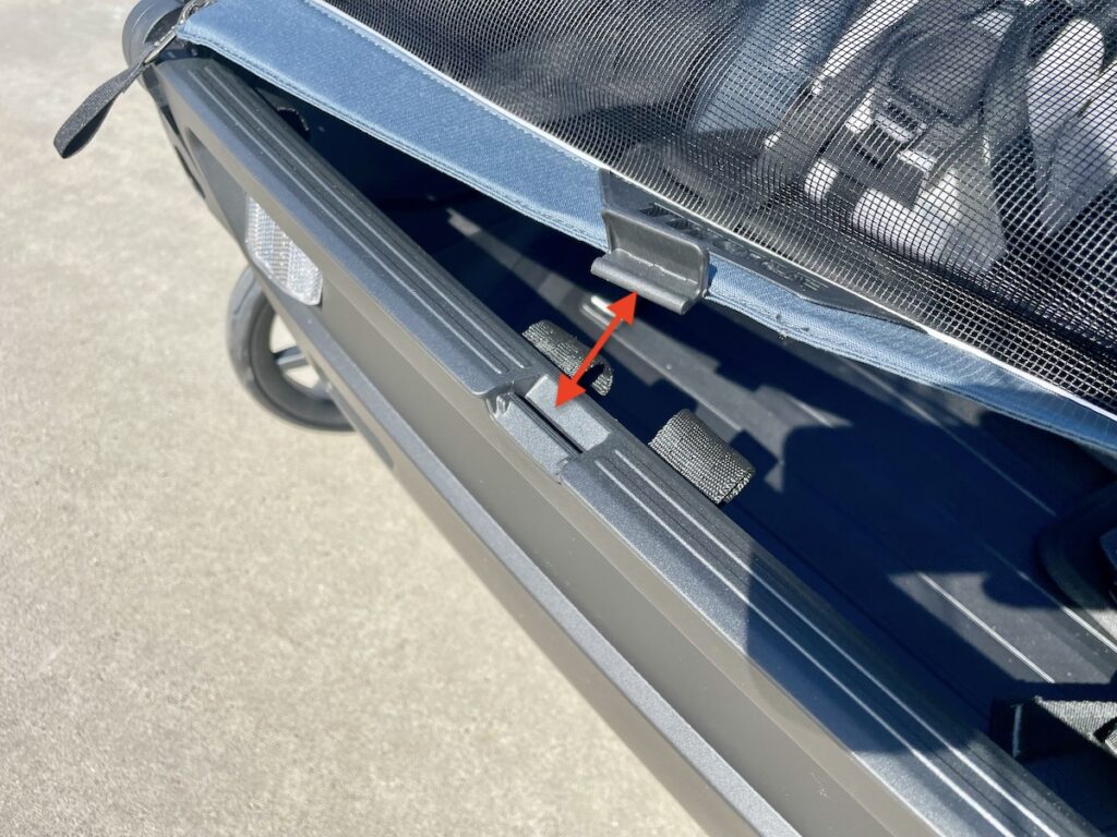 Thule Chariot Cross snap