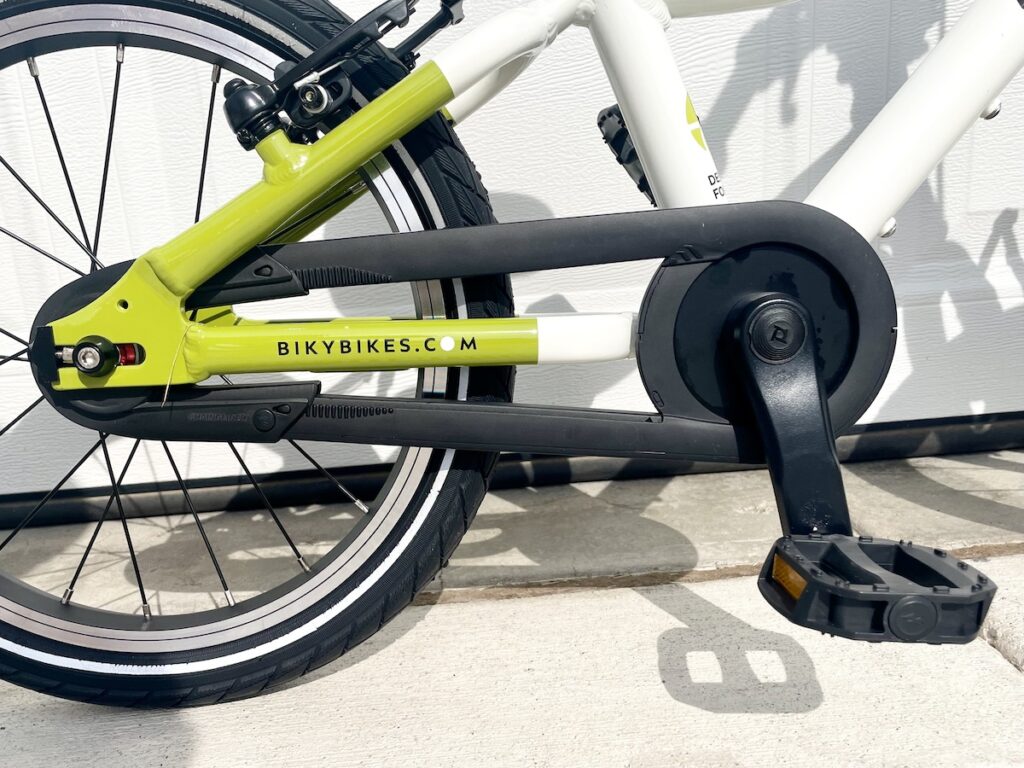 biky air 16 enclosed chainguard