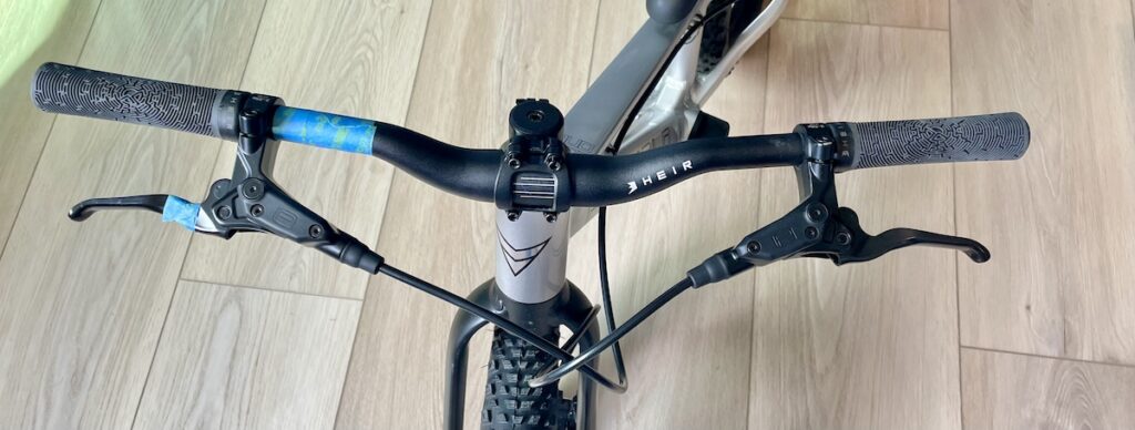 tape on prevelo zulu right hand hydraulic brake