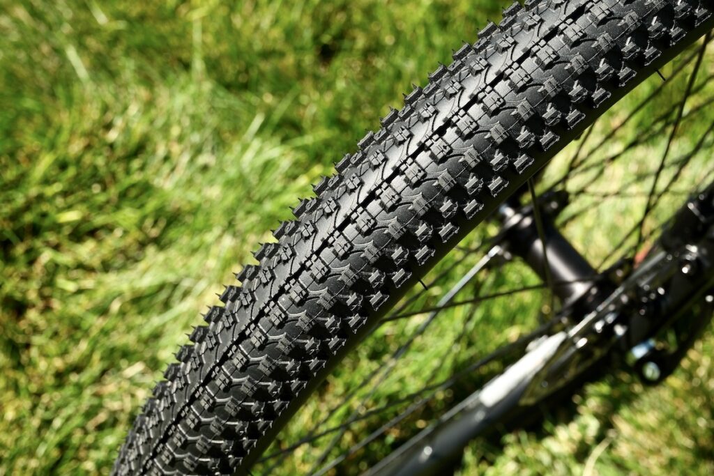 prevelo alpha series small block 8 stock tires