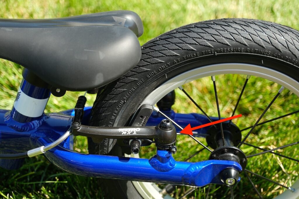 alpha zero brake lever on top of chainstay