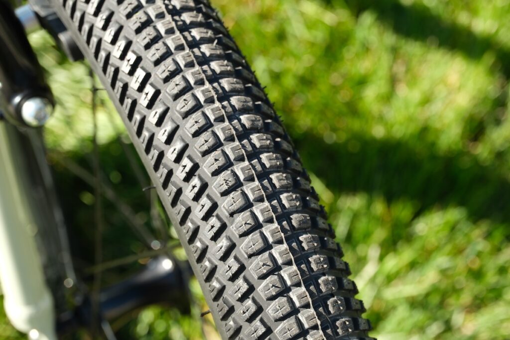 Schwalbe Billy Bonkers 20 inch tires