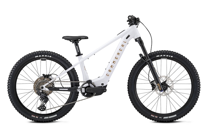 commencal meta ht 24 power stock image