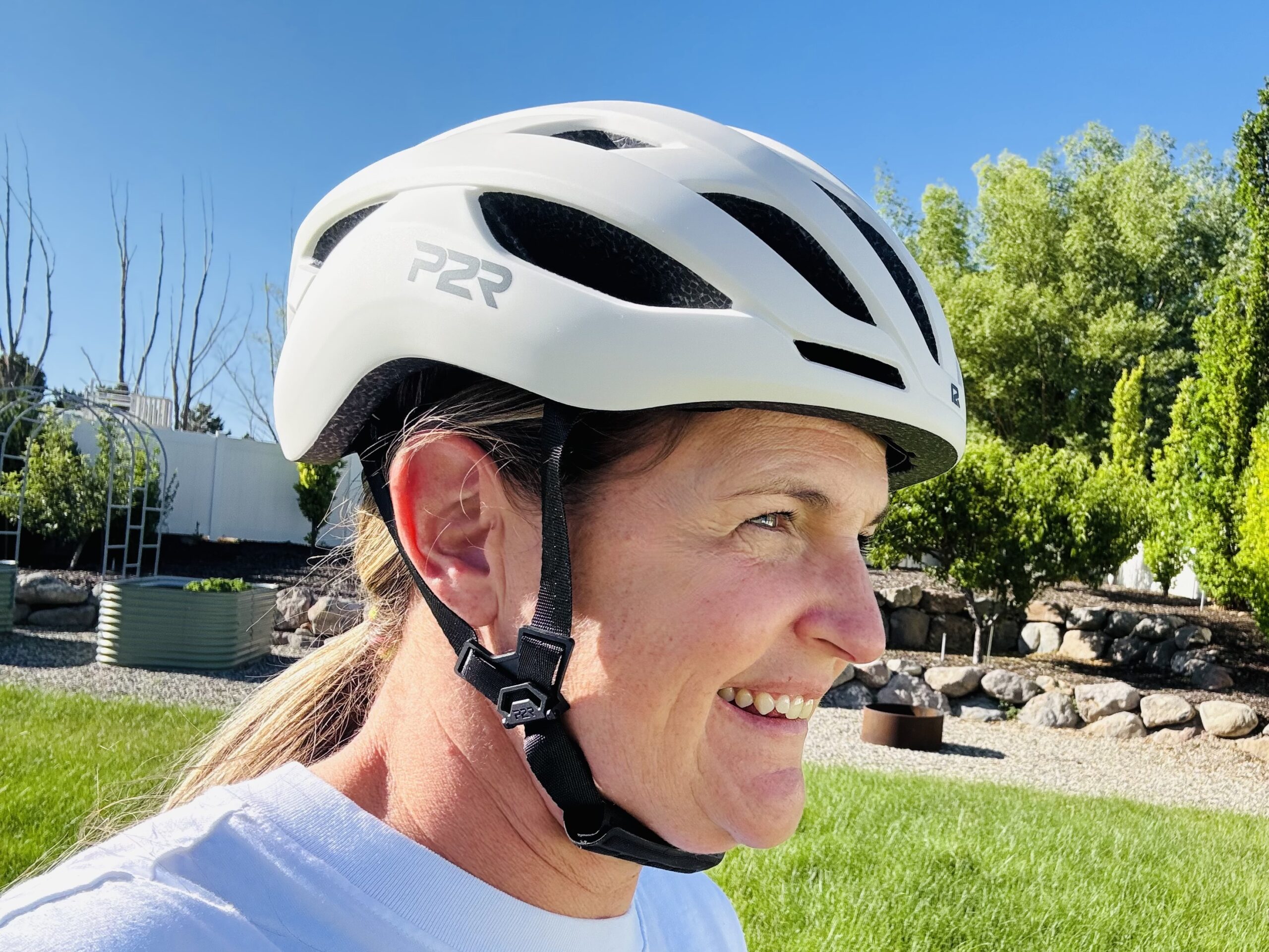 P2R A20 bike helmet