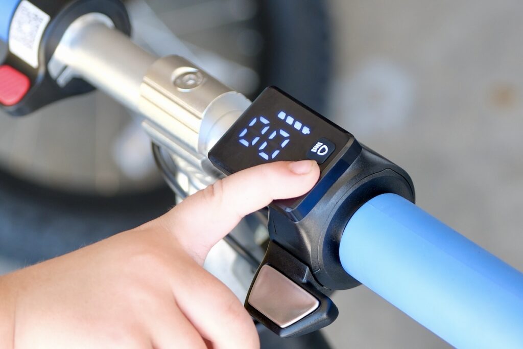 electric scooter adjust speed